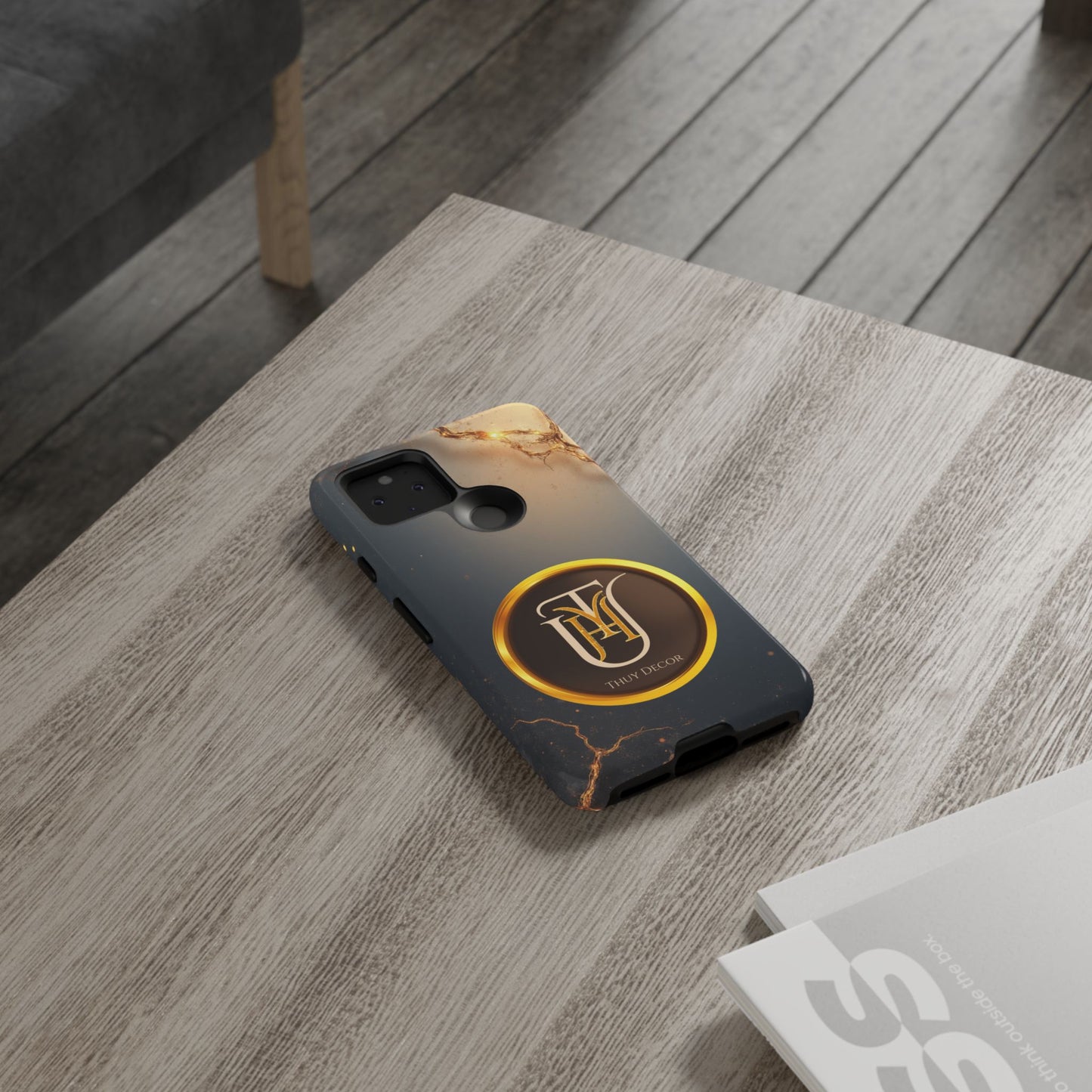 Thuy Decor Stylish Protective Mobile Case