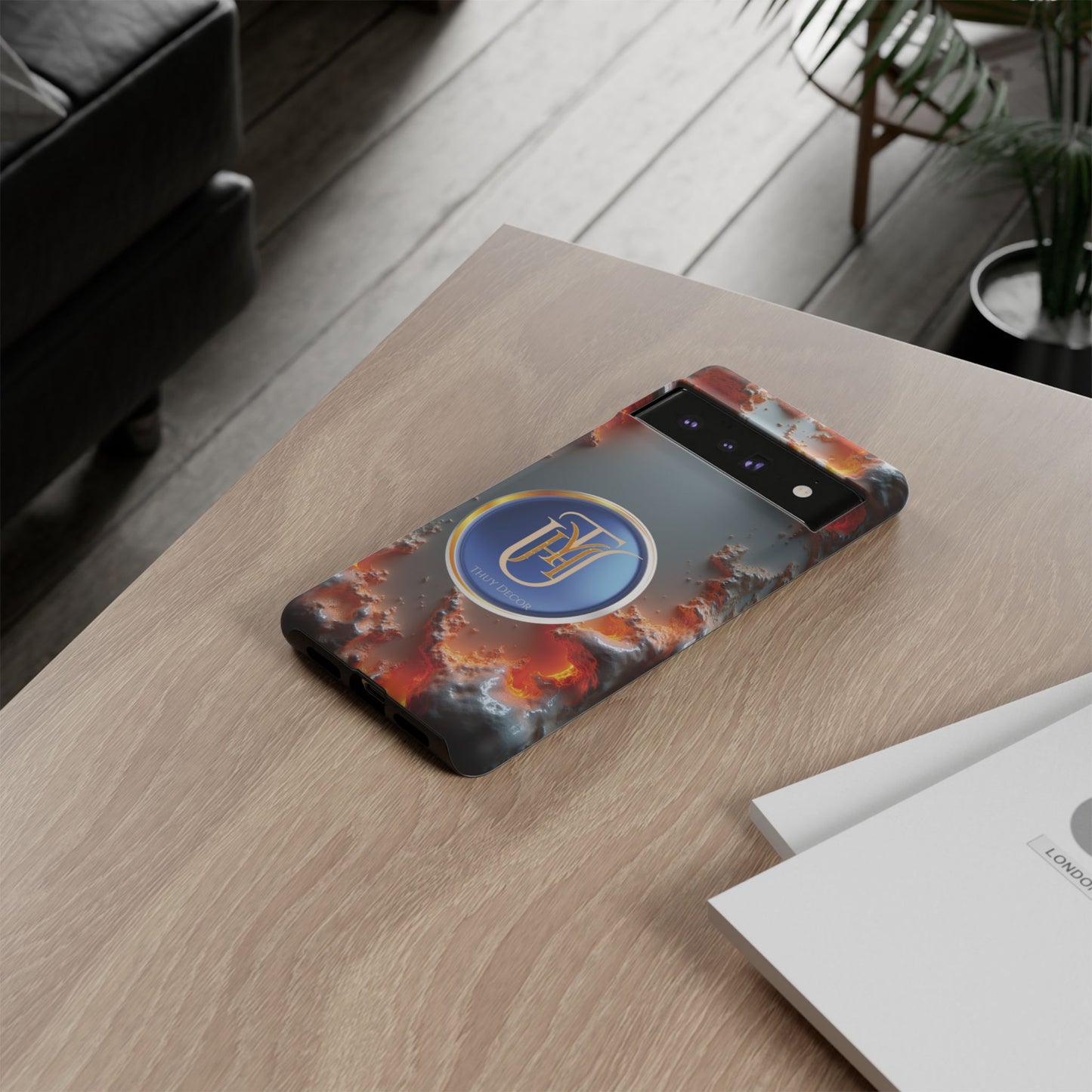 Lava Case Thuy Decor Phone Case