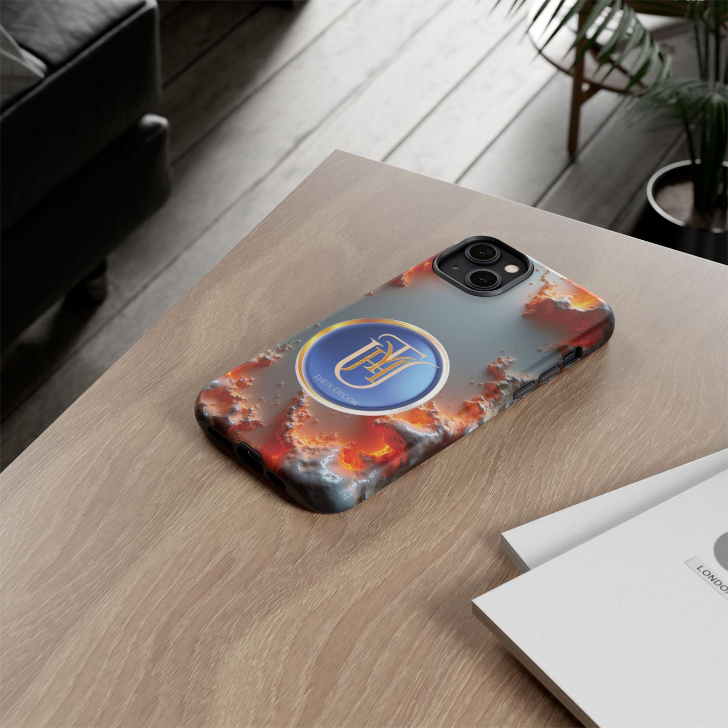 Lava Case Thuy Decor Phone Case